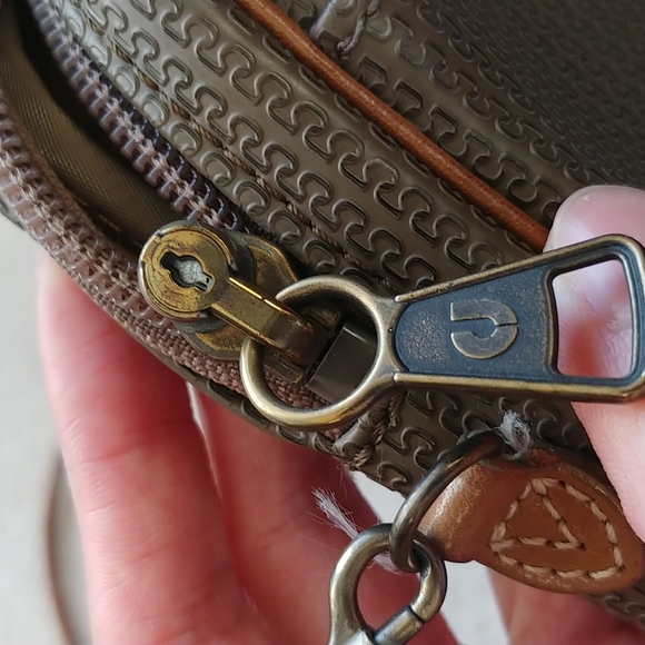 Vintage Charles Jourdan crossbody - Picture 6 of 11